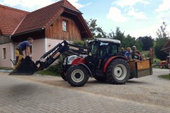 Auf gehts zum Unkraut stechen