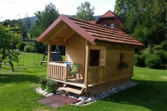 Kinderspielhäuschen