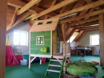 Kinderspielhaus beheizt